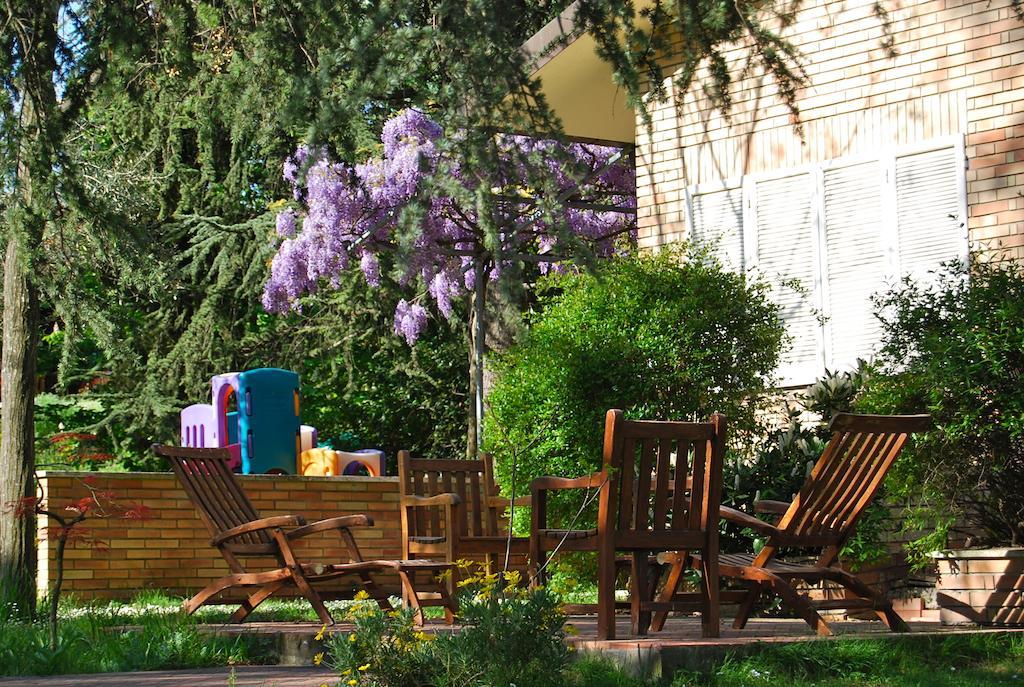 B&B Mama Rò Cesena Bagian luar foto